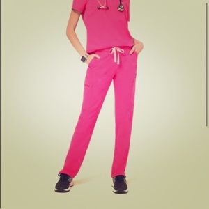 Figs Scrubs Skinny Yola in Hot Pink